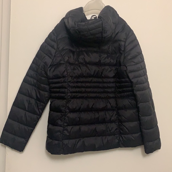 Kids Xl black coat - Picture 2 of 3